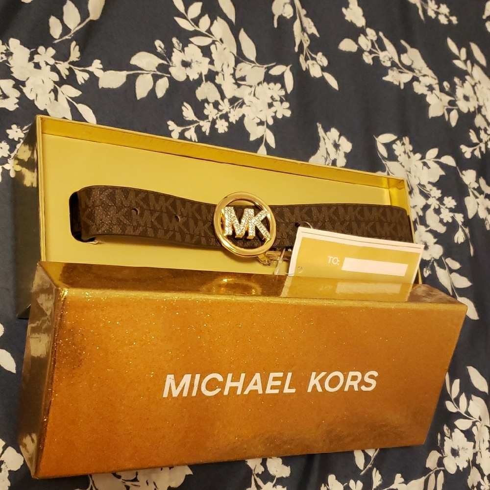 Michael Kors Gold Belt - Picture 6 of 9
